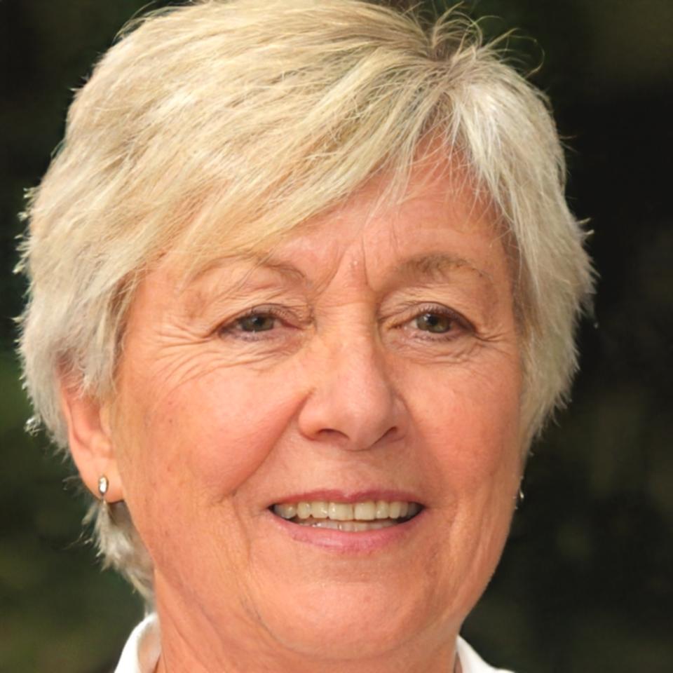 Regina Hoffmeyer im Beratungsgespräch mit Kunden